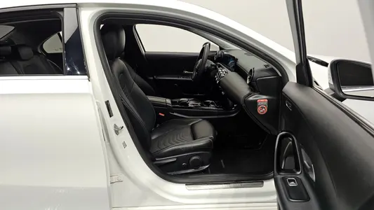 Mercedes-Benz A-Class W177 A220 2020 11
