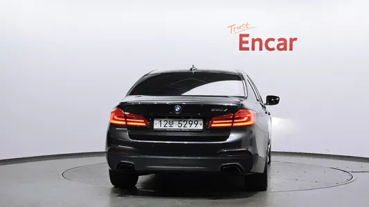 BMW 5 Series (G30) 520d M 2018 4