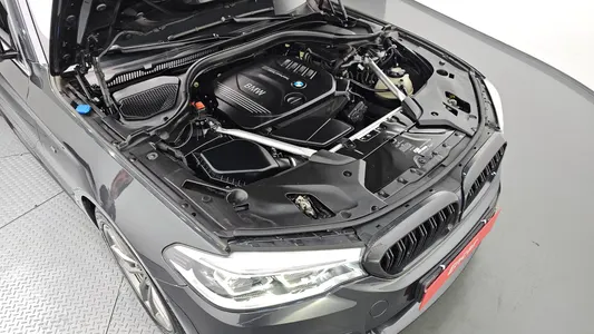 BMW 5 Series (G30) 520d M 2018 6