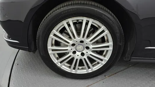 Mercedes-Benz E-Class W212 E300 2011 5