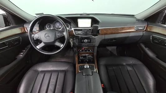 Mercedes-Benz E-Class W212 E300 2011 7