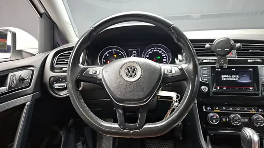 Volkswagen 7 2.0 TDI 2015 13