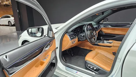 BMW 7 Series (G11) 740Li xDrive M 2022 11