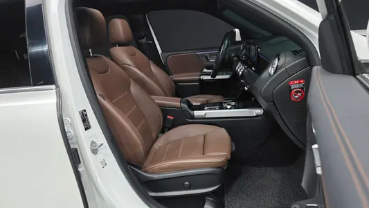 Mercedes-Benz GLB-Class X247 GLB220 2021 11