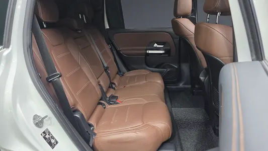 Mercedes-Benz GLB-Class X247 GLB220 2021 12