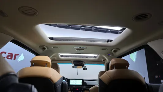 Kia Carnival 9 2023 19