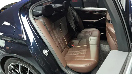 BMW 5 Series (G30) 530i M 2021 12