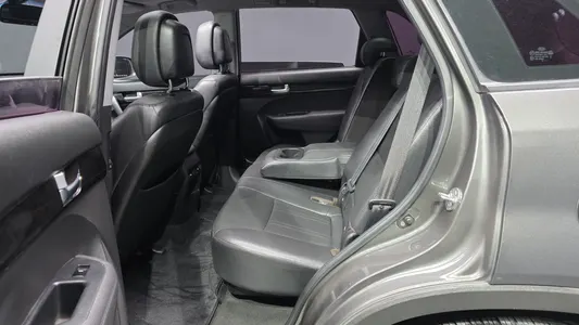 Kia R 2.0 2WD 2012 12