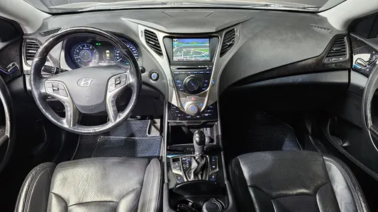 Hyundai Grandeur HG HG300 2011 7