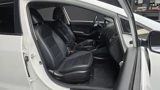 Kia K3 2018 12