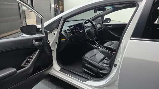 Kia K3 2018 10