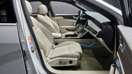 Audi A6 (C8) 45 TFSI 2025 11