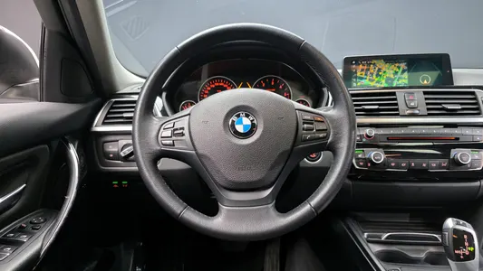 BMW 3 Series (F30) 320d 2018 13