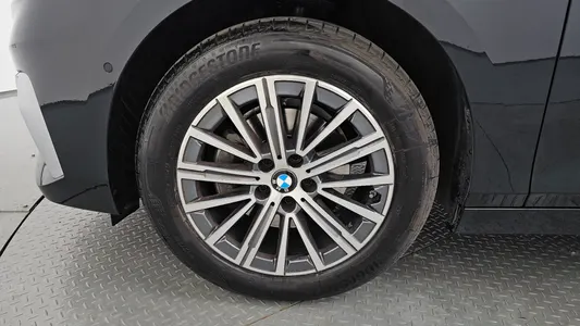 BMW 2 Series Tourer (U06) 220i 2023 5