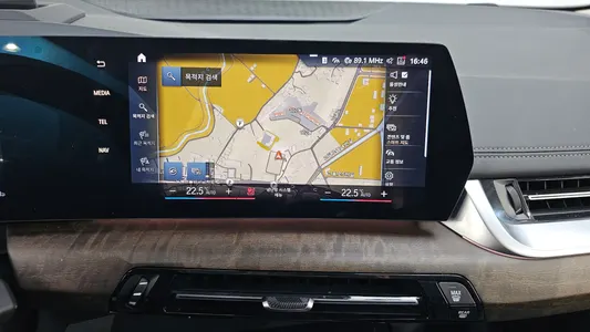 BMW 2 Series Tourer (U06) 220i 2023 14