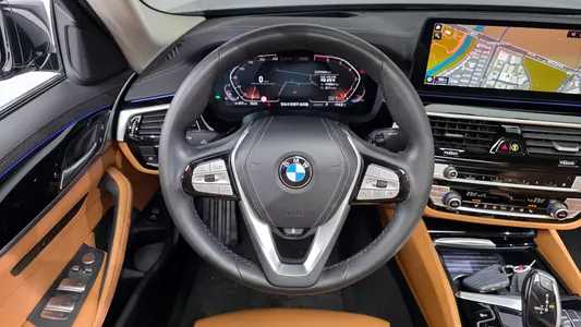 BMW 5 Series (G30) 520i 2021 13