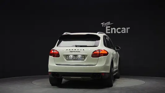 Porsche 카이엔 4.8 2011 4