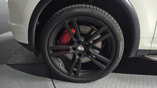 Porsche 카이엔 4.8 2011 5