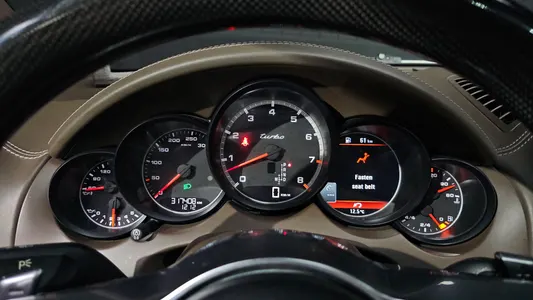 Porsche 카이엔 4.8 2011 8