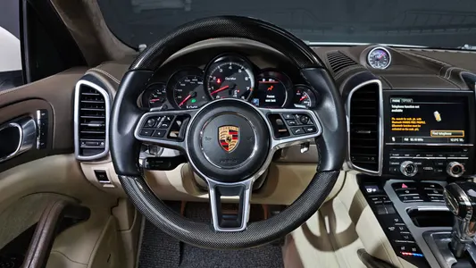 Porsche 카이엔 4.8 2011 12