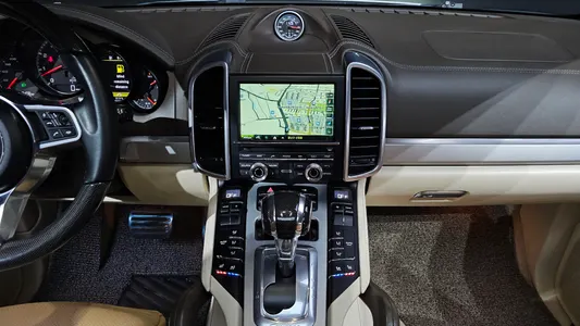 Porsche 카이엔 4.8 2011 13