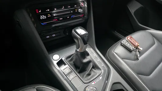 Volkswagen 2 2.0 TDI 4 2021 9