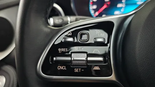 Mercedes-Benz GLC-Class X253 GLC300e 4MATIC 2022 17