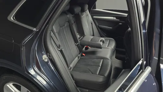 Audi Q5 (FY) 40 TDI 2020 26