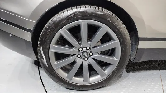 Land Rover 레인지로버 벨라 3.0 D300 R- HSE 2019 5