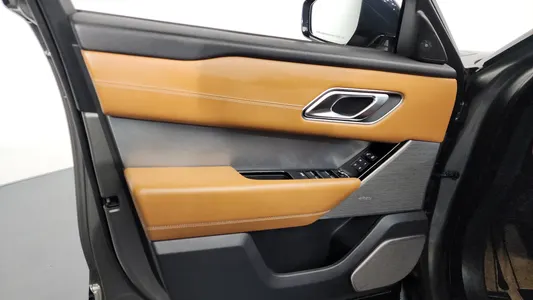Land Rover 레인지로버 벨라 3.0 D300 R- HSE 2019 25