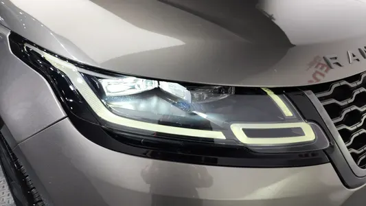 Land Rover 레인지로버 벨라 3.0 D300 R- HSE 2019 23