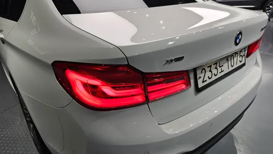 BMW 5 Series (G30) 520d xDrive M 2017 23
