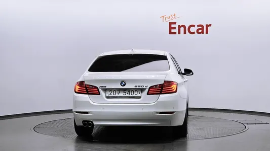 BMW 5 Series (F10) 520d xDrive 2014 4