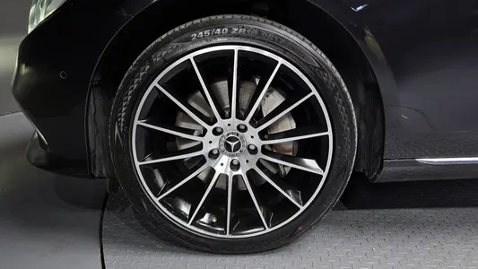 Mercedes-Benz E-Class W213 E300 4MATIC 2018 5