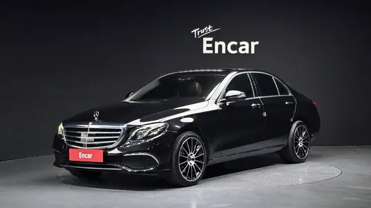 Mercedes-Benz E-Class W213 E300 4MATIC 2018