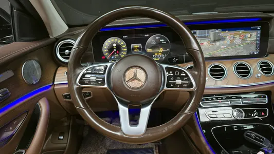 Mercedes-Benz E-Class W213 E300 4MATIC 2018 13