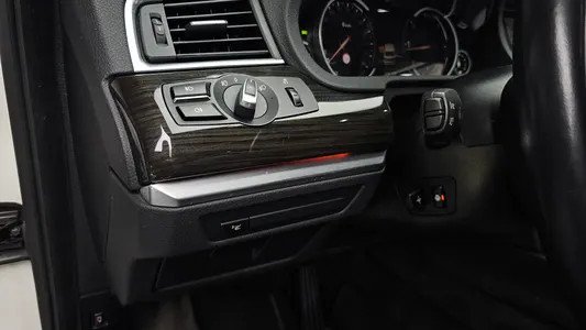 BMW 5 Series GT (F07) GT ED Edition 2015 17