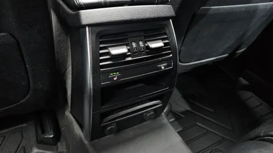 BMW 5 Series GT (F07) GT ED Edition 2015 18