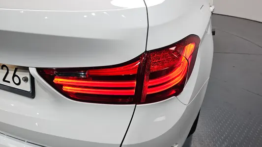 BMW 5 Series GT (F07) GT ED Edition 2015 23