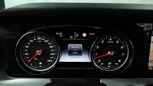 Mercedes-Benz E-Class W213 E250 2020 8