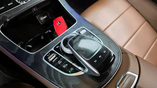 Mercedes-Benz E-Class W213 E250 2020 28