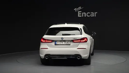 BMW 1 Series (F40) 118d 2020 4