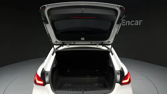 BMW 1 Series (F40) 118d 2020 20