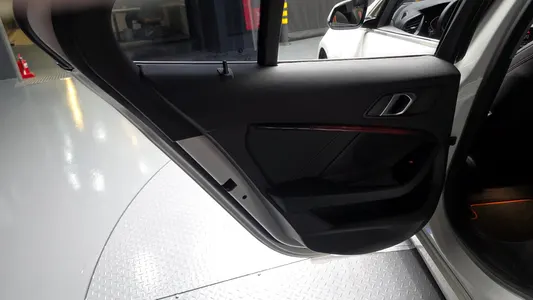 BMW 1 Series (F40) 118d 2020 25
