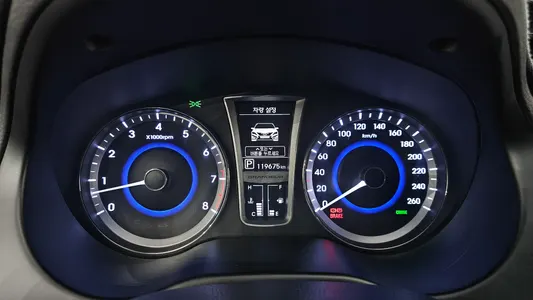 Hyundai Grandeur HG HG240 2013 8