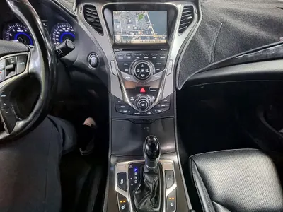 Hyundai Grandeur HG HG240 2013 41
