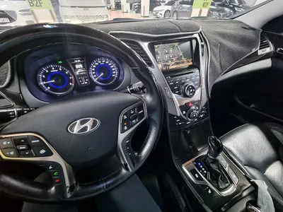 Hyundai Grandeur HG HG240 2013 39