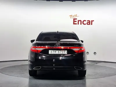 Hyundai Grandeur HG HG240 2013 47