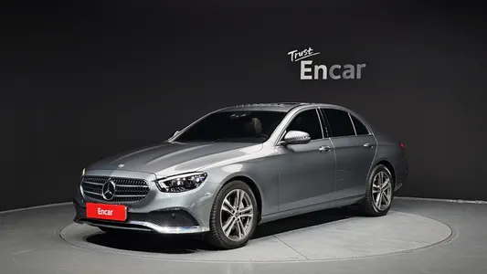 Mercedes-Benz E-Class W213 E350 4MATIC 2022
