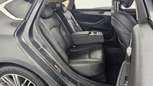 Genesis G80 3.3 GDI 2017 12